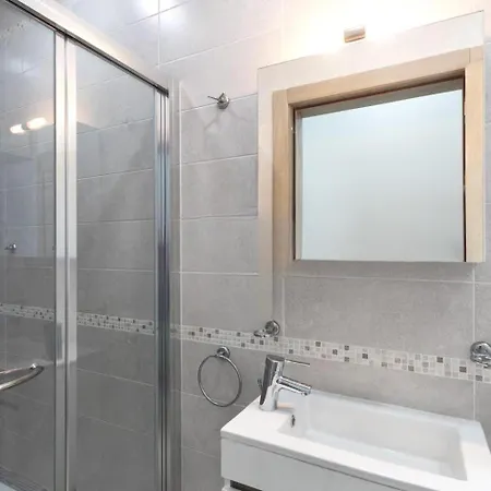 The Penthouse San Ġiljan