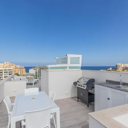 Seafront Triplex Penthouse With Private Rooftop & Hot Tub St. Julian's